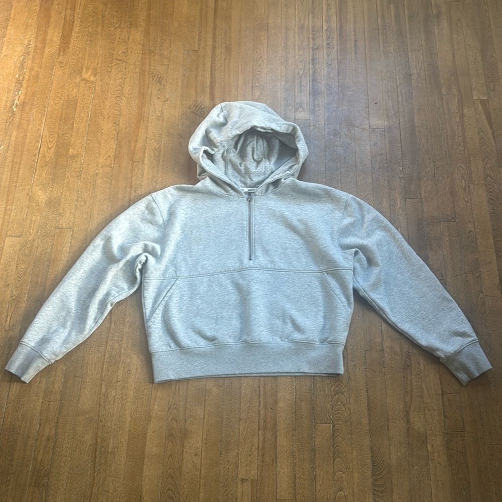 Richer Poorer 1/2 zip cropped hoodie | Heather Grey | XS